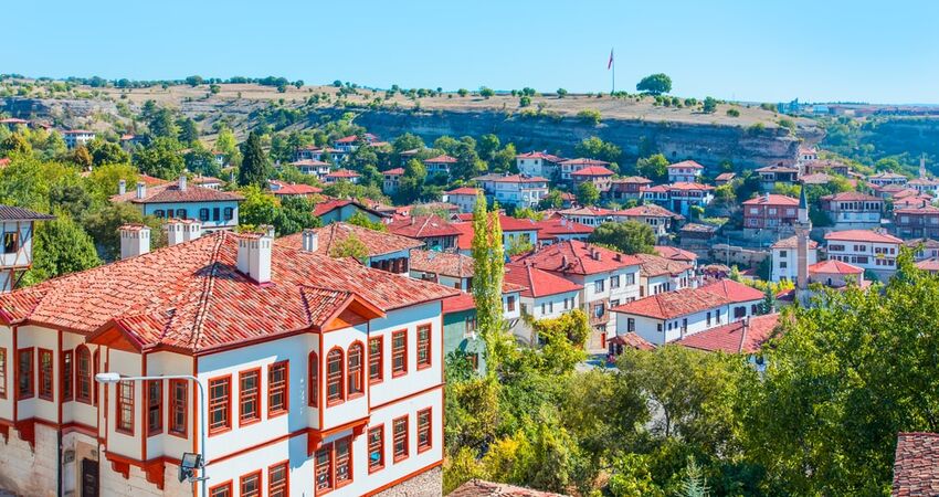 Ramazan Bayramı Özel Batı Karadeniz Abant Safranbolu Amasra Turu (1 Gece Konaklamalı)