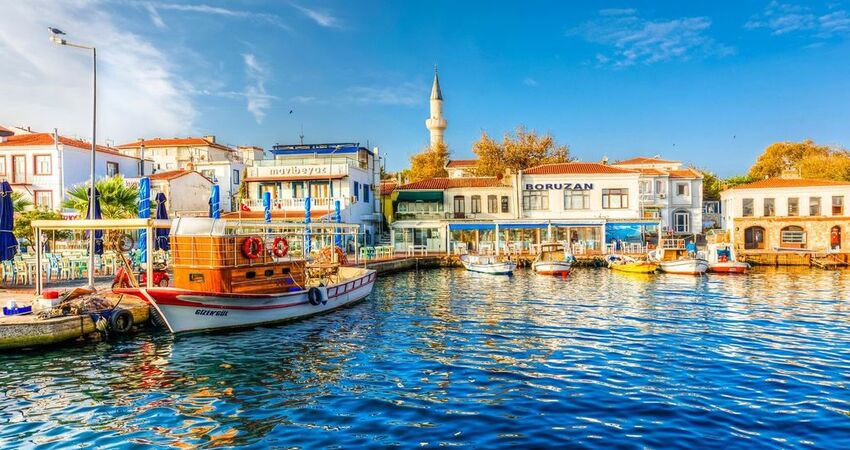Ramazan Bayramı Özel Bozcaada Assos Ayvalık Cunda Turu / 1 Gece Otel Konaklamalı
